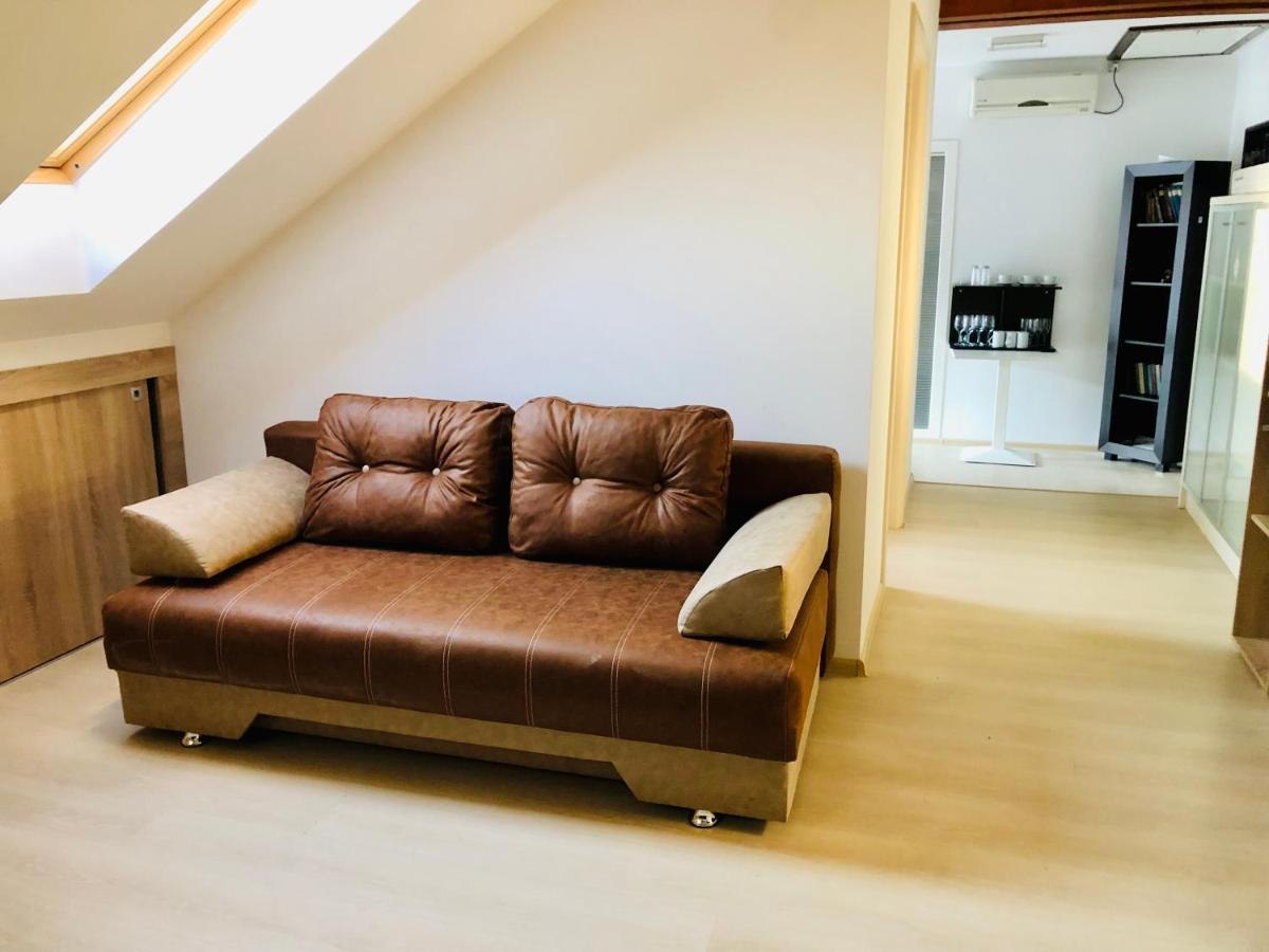 Ultra-Central Modern And Big Apartments In Union Square U41-U44 Тимишоара Экстерьер фото